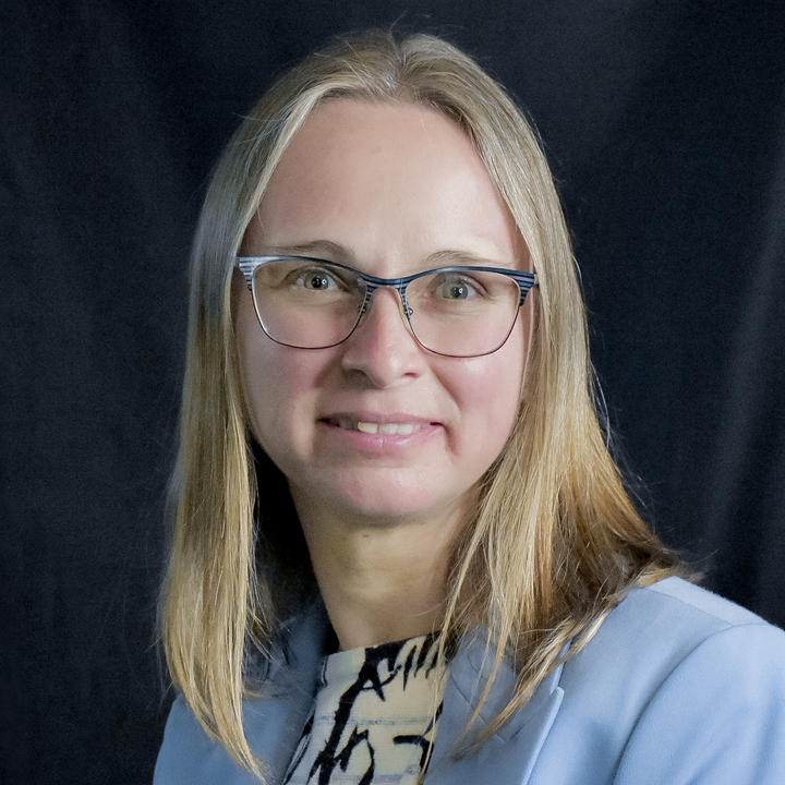 Kallhoff, PhD, Verena - PHOTO 2025  email - Verena Kallhoff_21